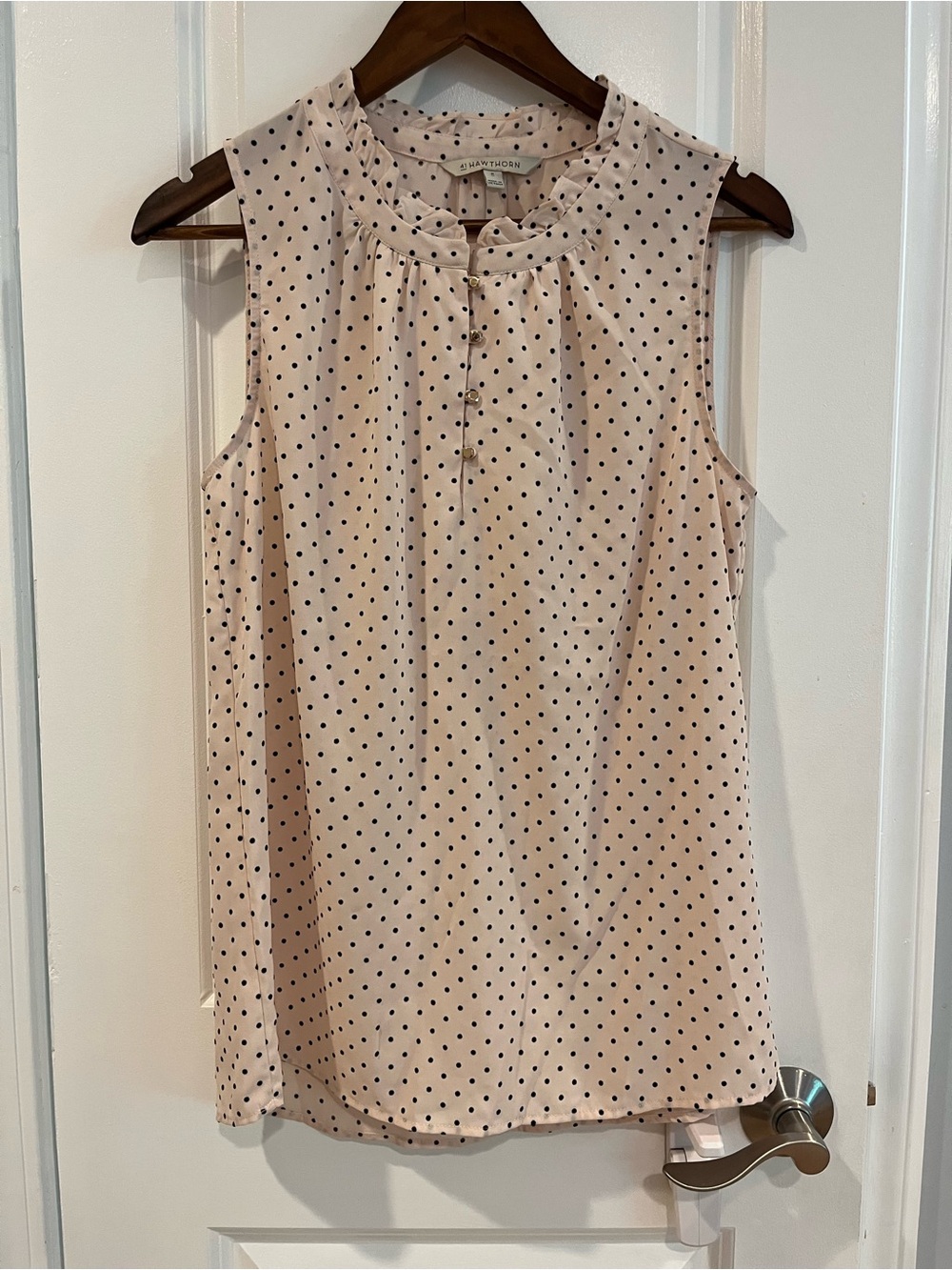 41 Hawthorn Sleeveless Polka Dot Camisole - Blush Cream with Black Dots
